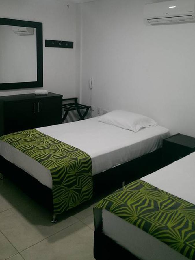 נייבה Hotel Septima Avenida מראה חיצוני תמונה