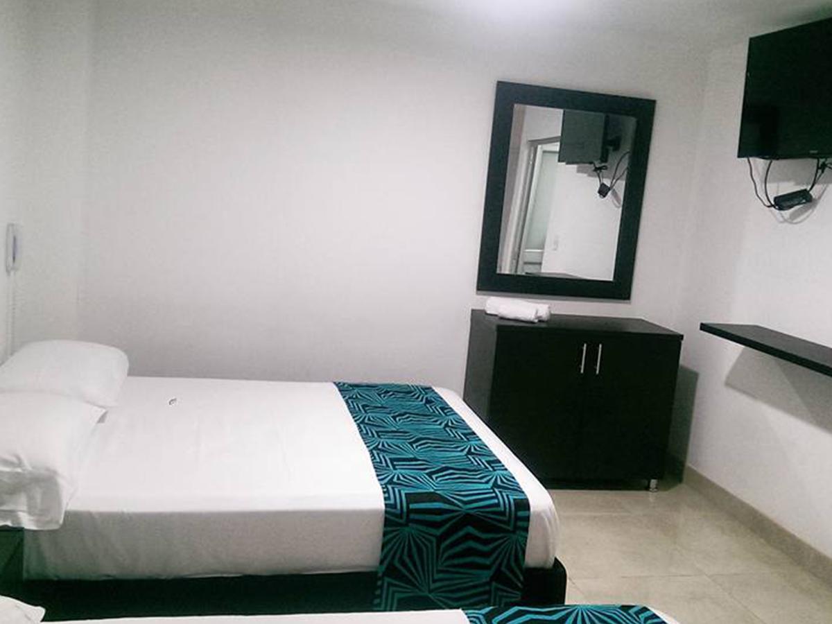 נייבה Hotel Septima Avenida מראה חיצוני תמונה